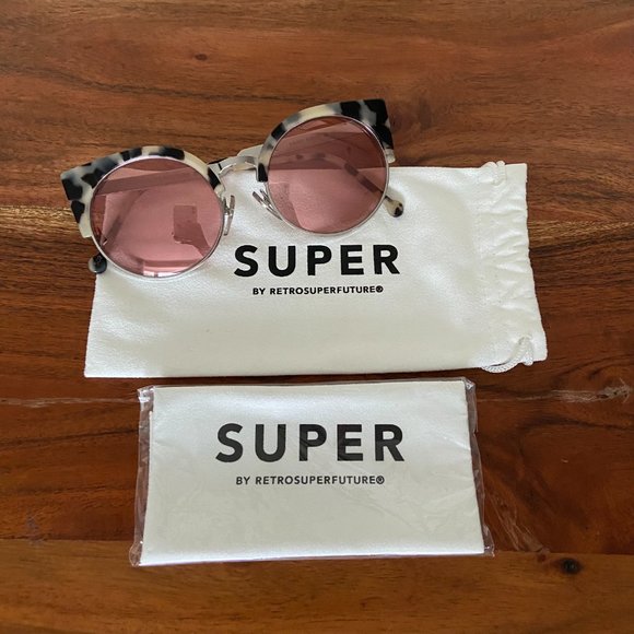 RETROSUPERFUTURE ‘Ilaria Gel’ Cat Eye Sunglasses - Picture 2 of 10